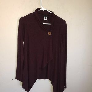 maroon sweater